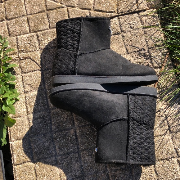Juicy Couture Women’s Kave Winter Boots - Picture 4 of 8